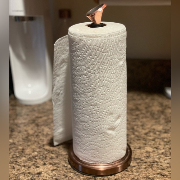 Paper towel holder - Picture 1 of 2
